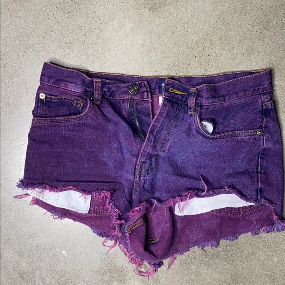 Distressed vintage high waisted shorts